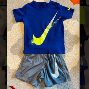 Nike 2 piece outfit 2T